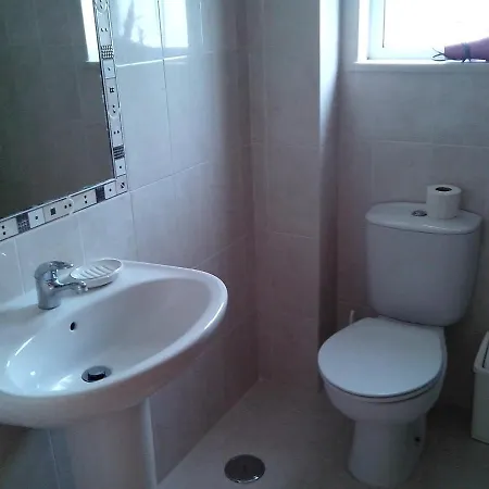 Remarkable 1-bed In Olhos De Agua Apartamento