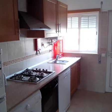 Apartamento Remarkable 1-bed In Olhos De Agua *