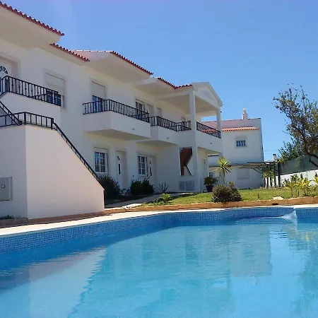 Remarkable 1-bed In Olhos De Agua דירה אלבופיירה